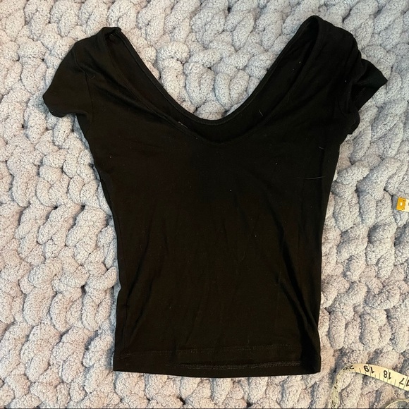 Express One Eleven Black Crop Top - Picture 2 of 5